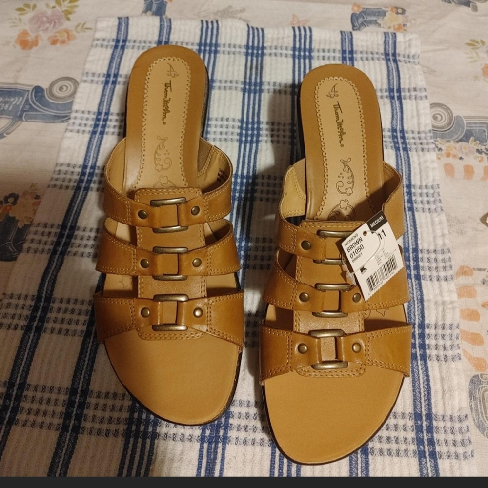 Womens sandals